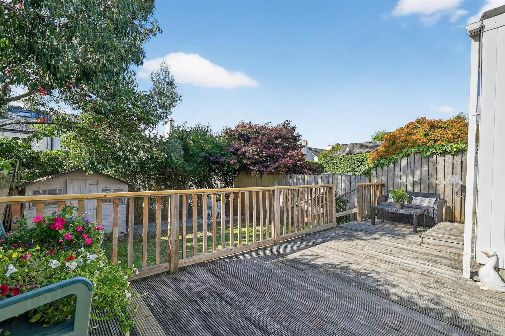 18 Wingrove Gardens 14 of 15