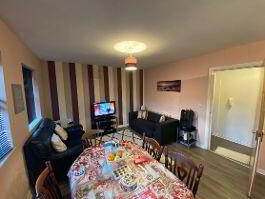 16 Waveney Court 5 of 12