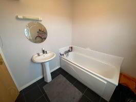 16 Waveney Court 11 of 12