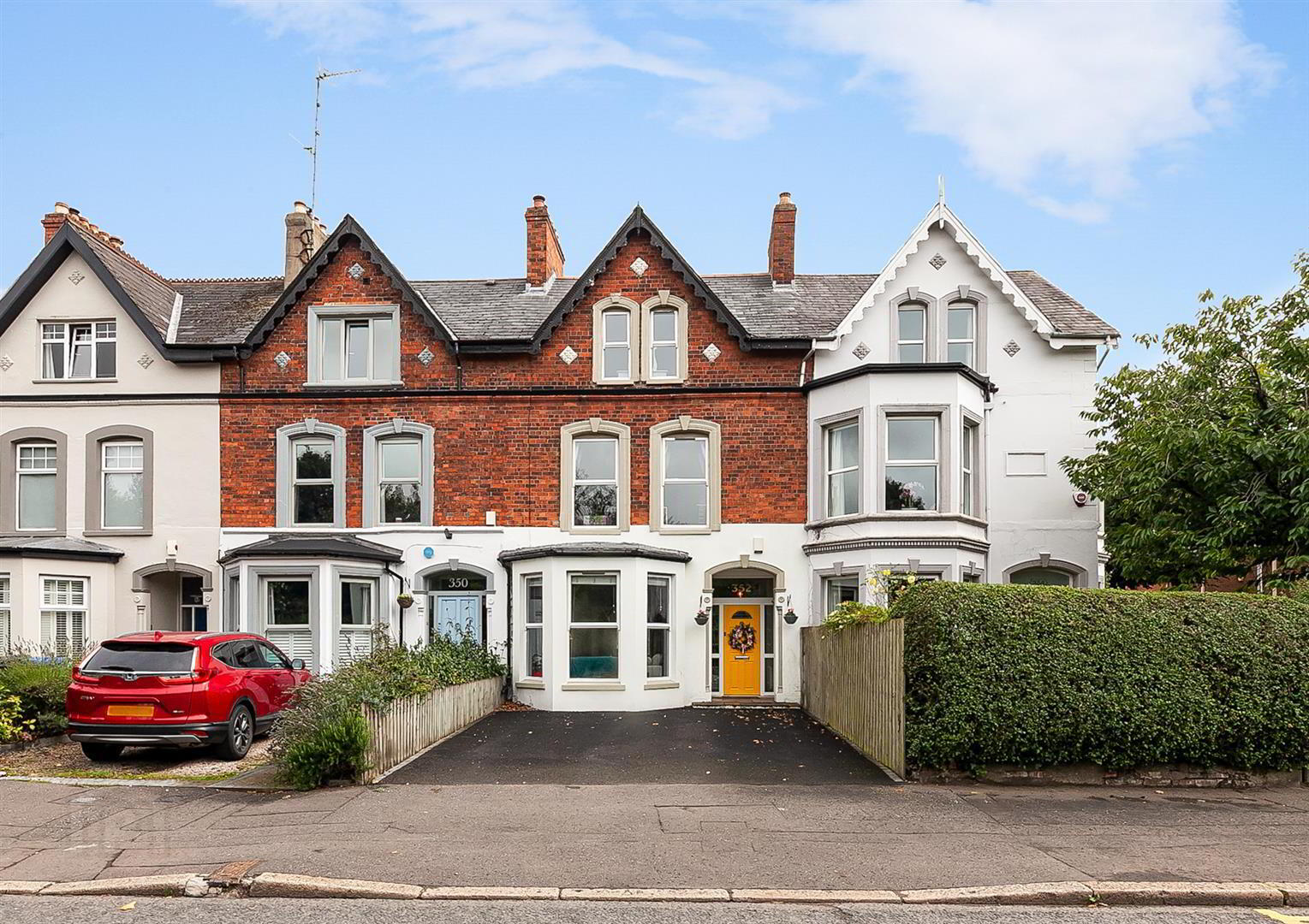 352 Ravenhill Road 1 of 41
