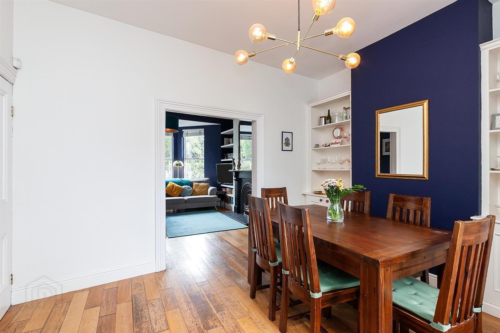 352 Ravenhill Road 10 of 41