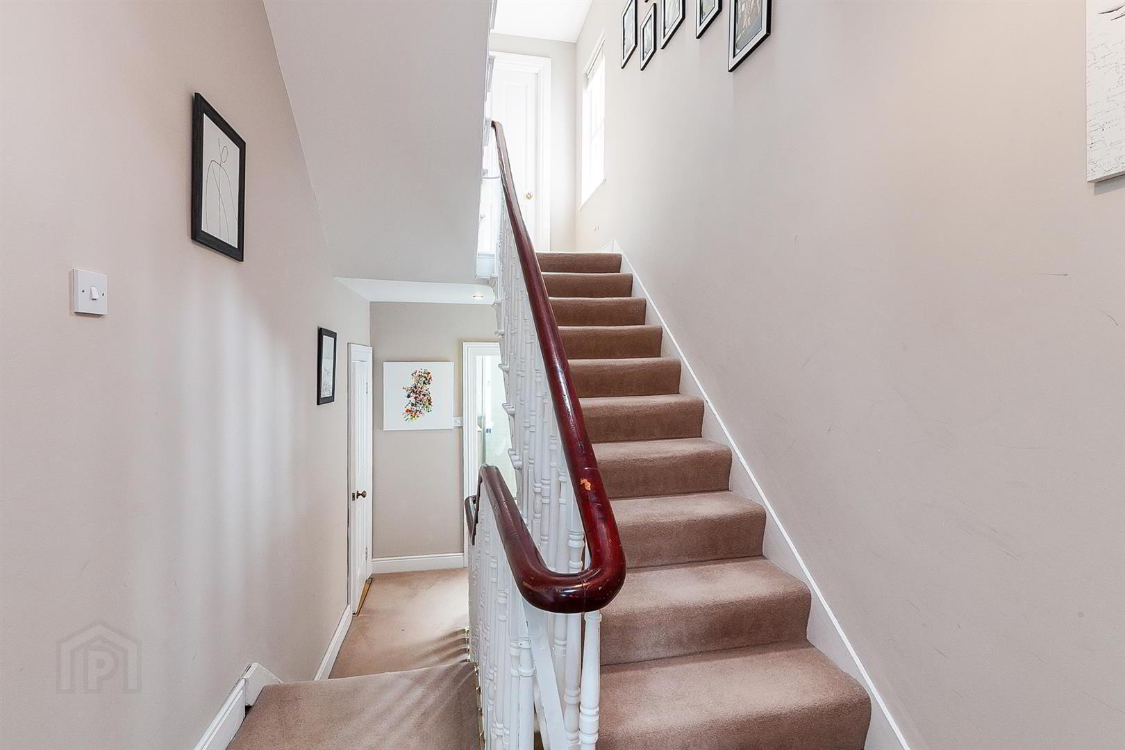 352 Ravenhill Road 17 of 41