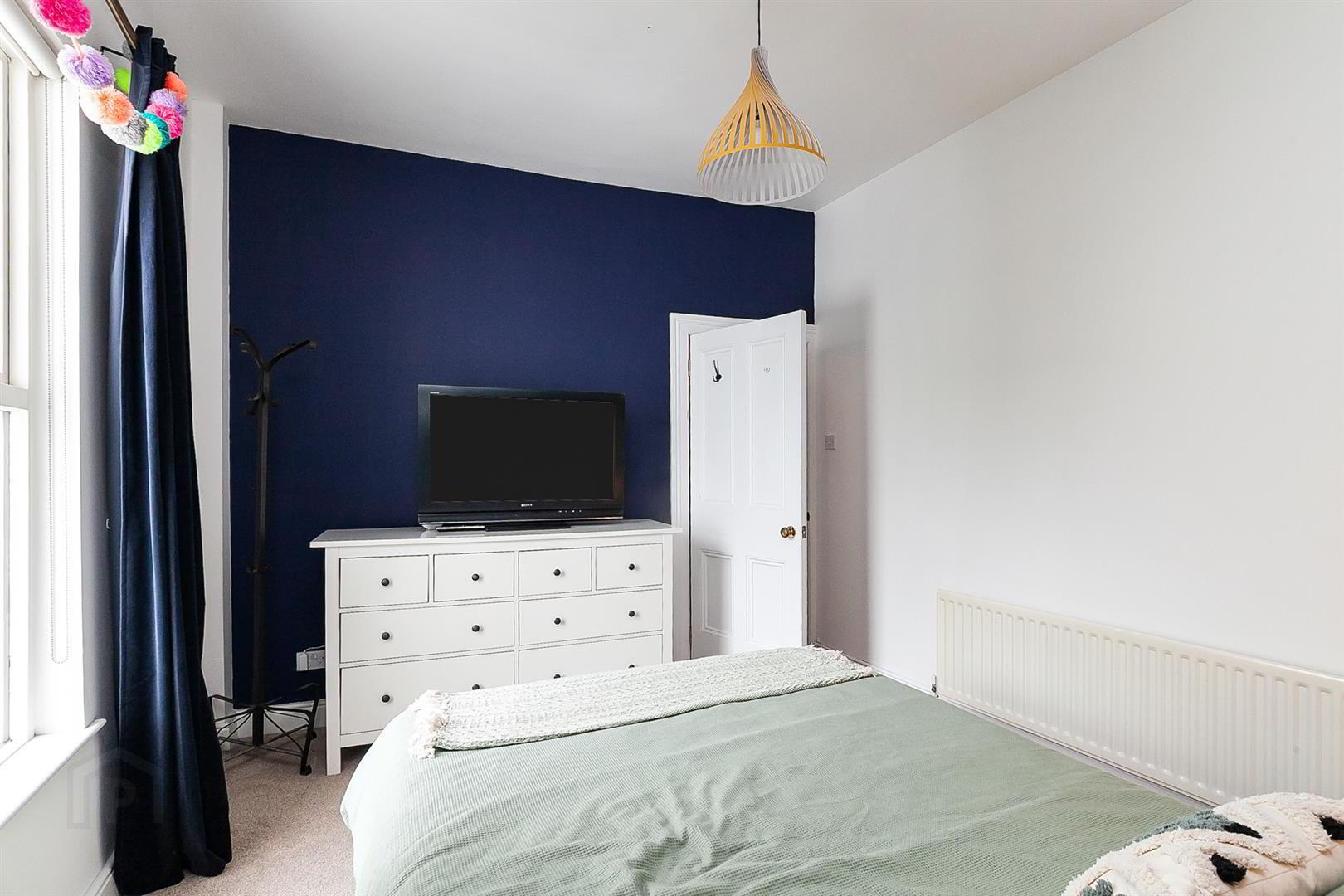 352 Ravenhill Road 24 of 41