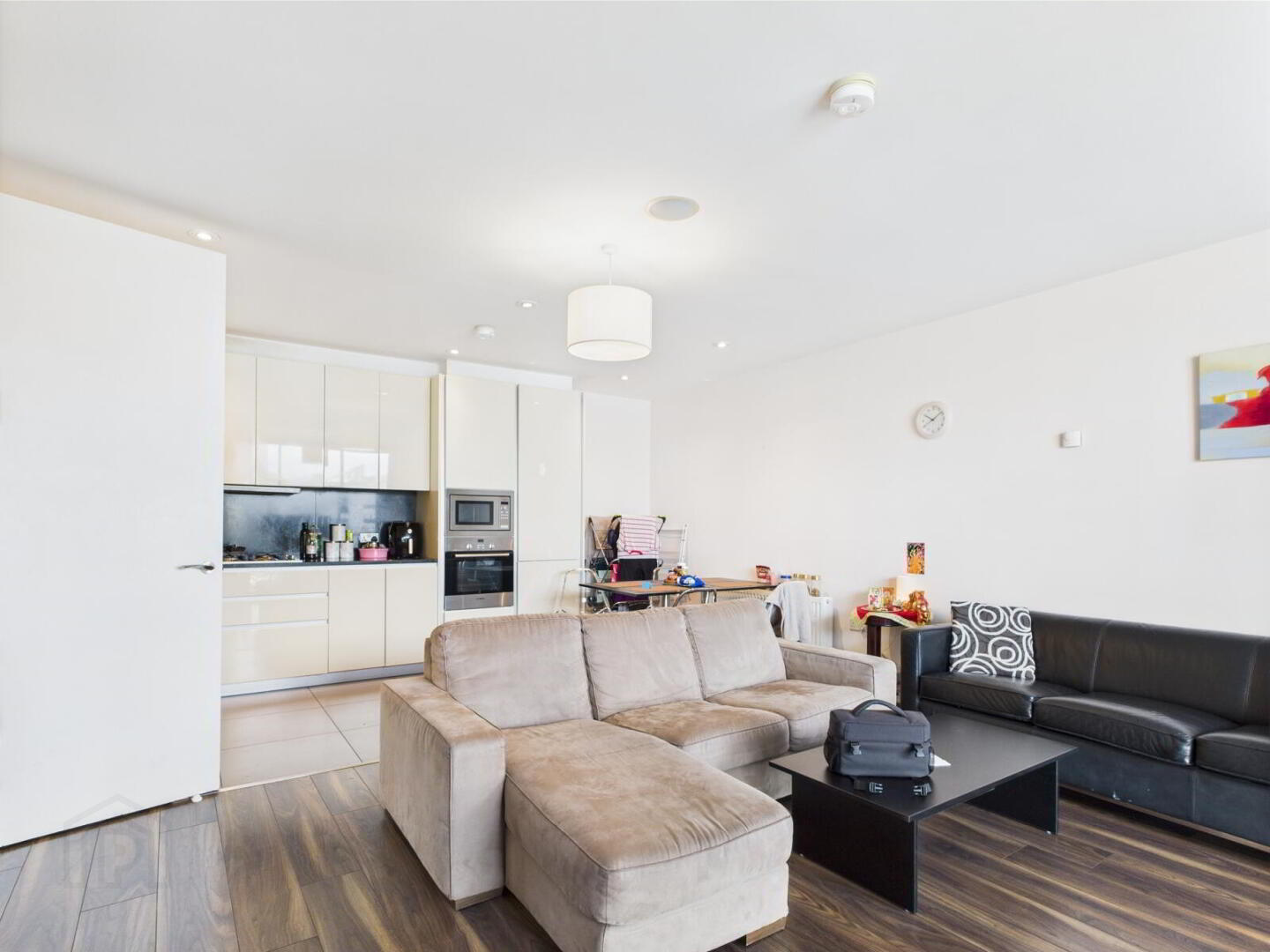 Apartment 12.10 The Arc 2k Queens Road 7 of 19