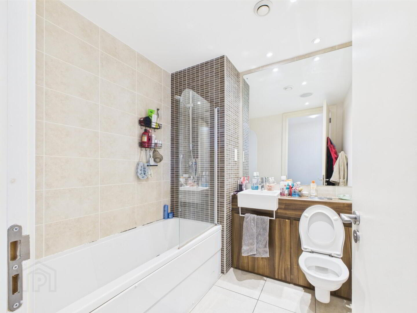 Apartment 12.10 The Arc 2k Queens Road 17 of 19