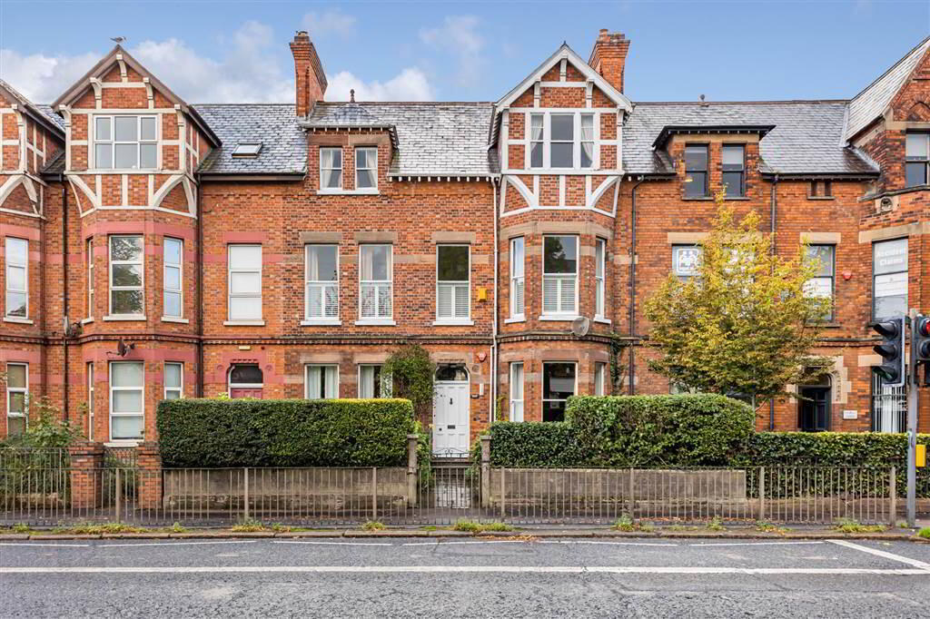 350 Antrim Road 1 of 34