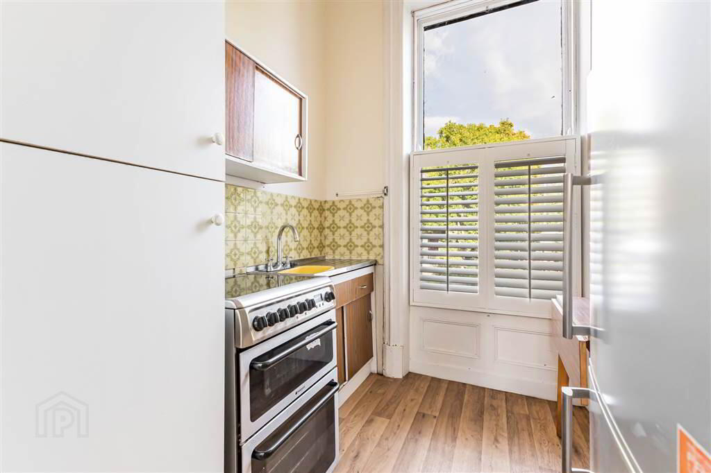 350 Antrim Road 23 of 34