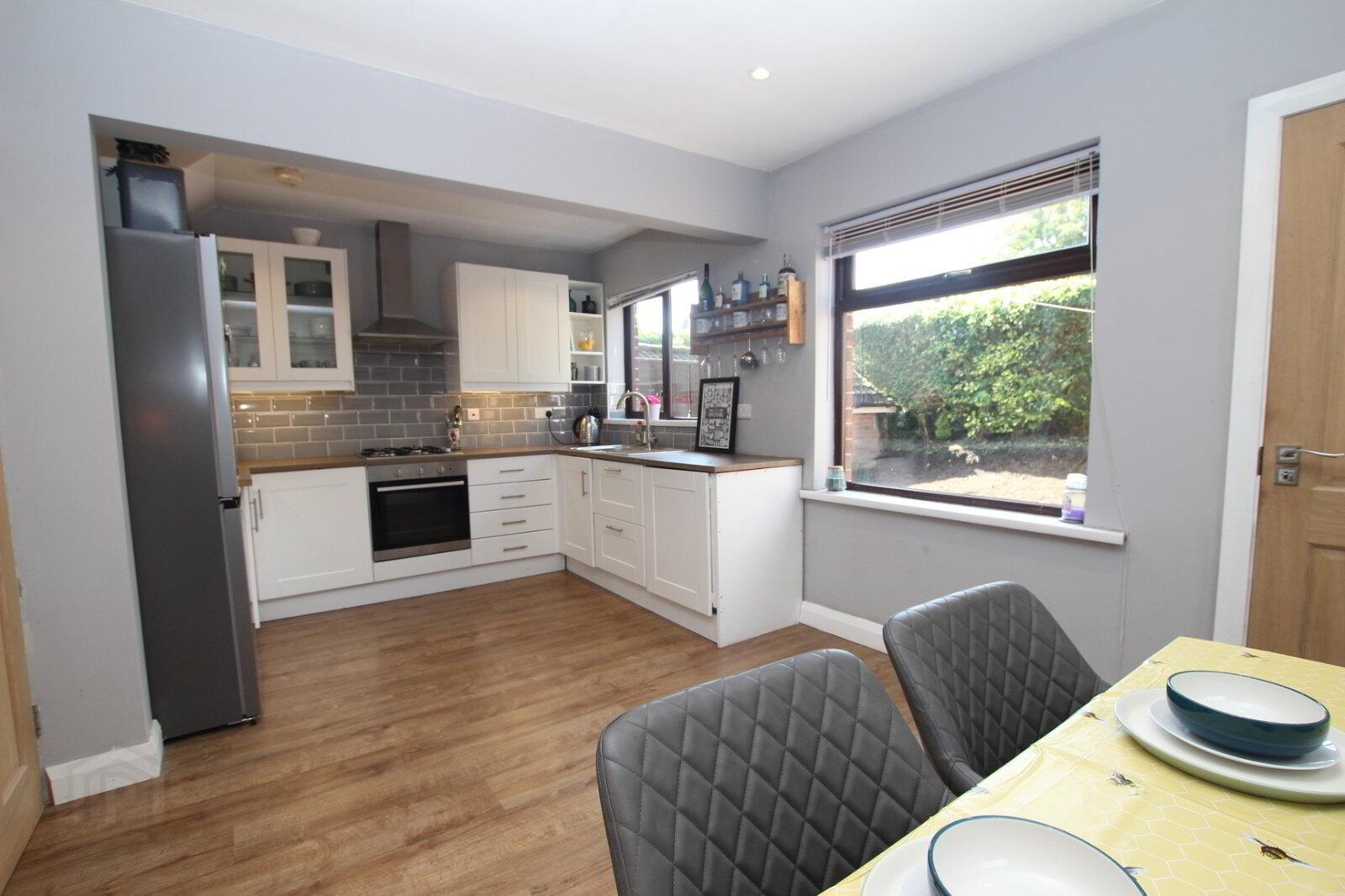 46 Elmfield Road 7 of 18