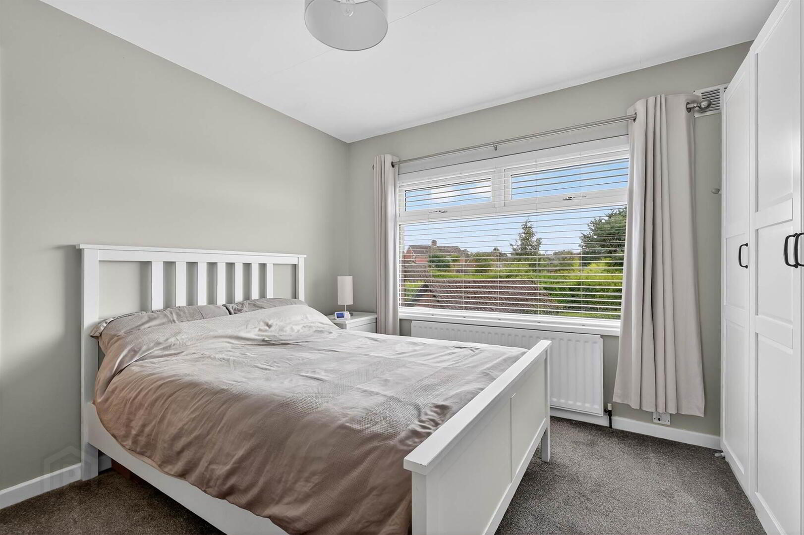 1 Glendale Avenue West 15 of 26
