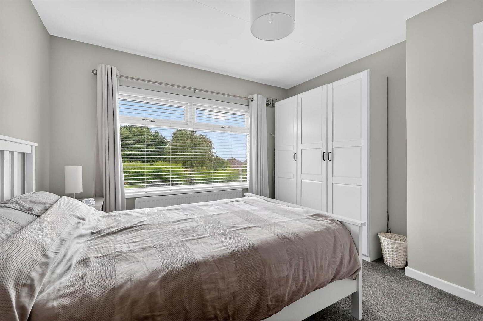 1 Glendale Avenue West 14 of 26