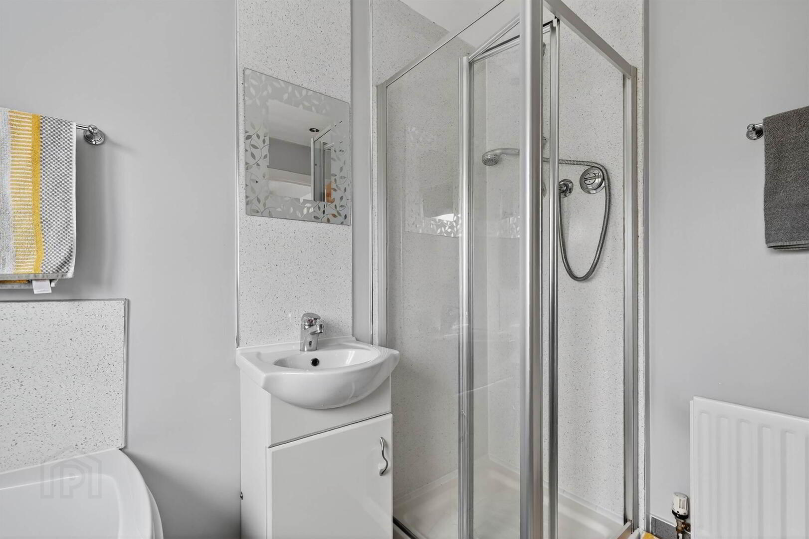 1 Glendale Avenue West 20 of 26