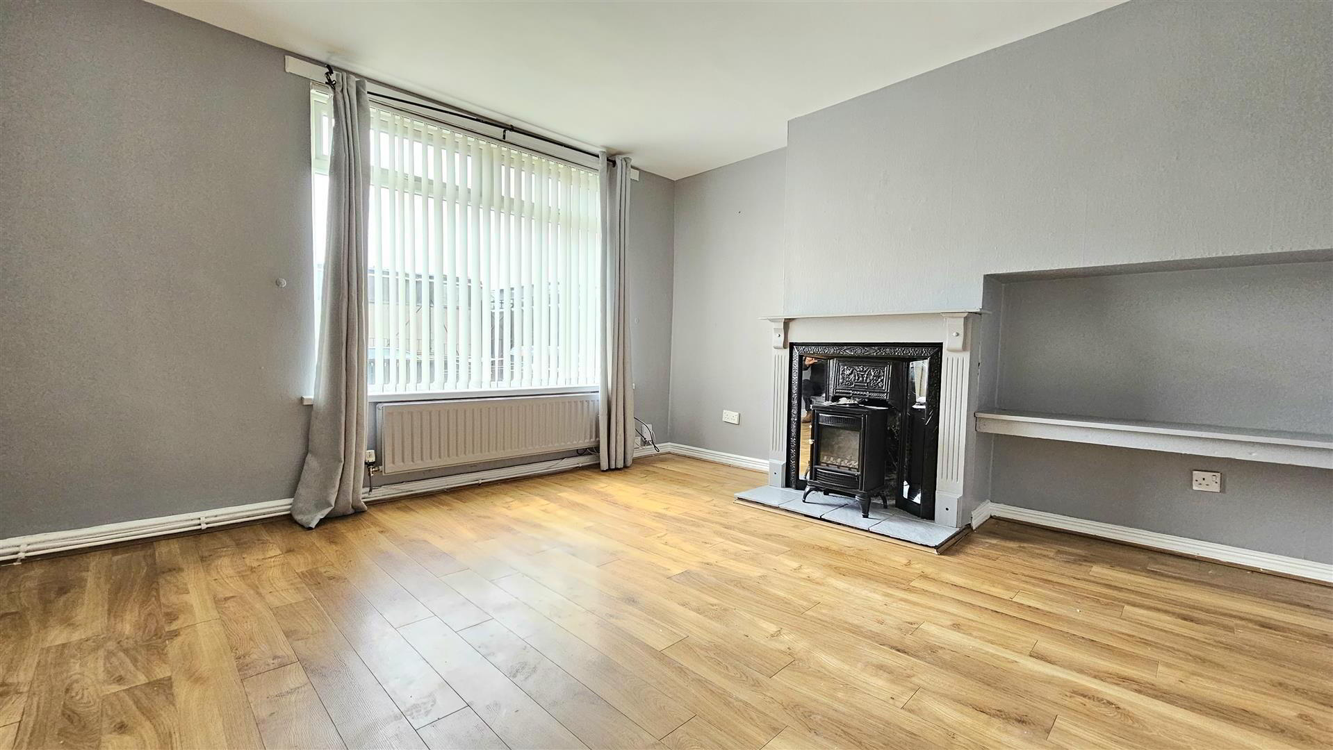 6 Davys Street 3 of 11