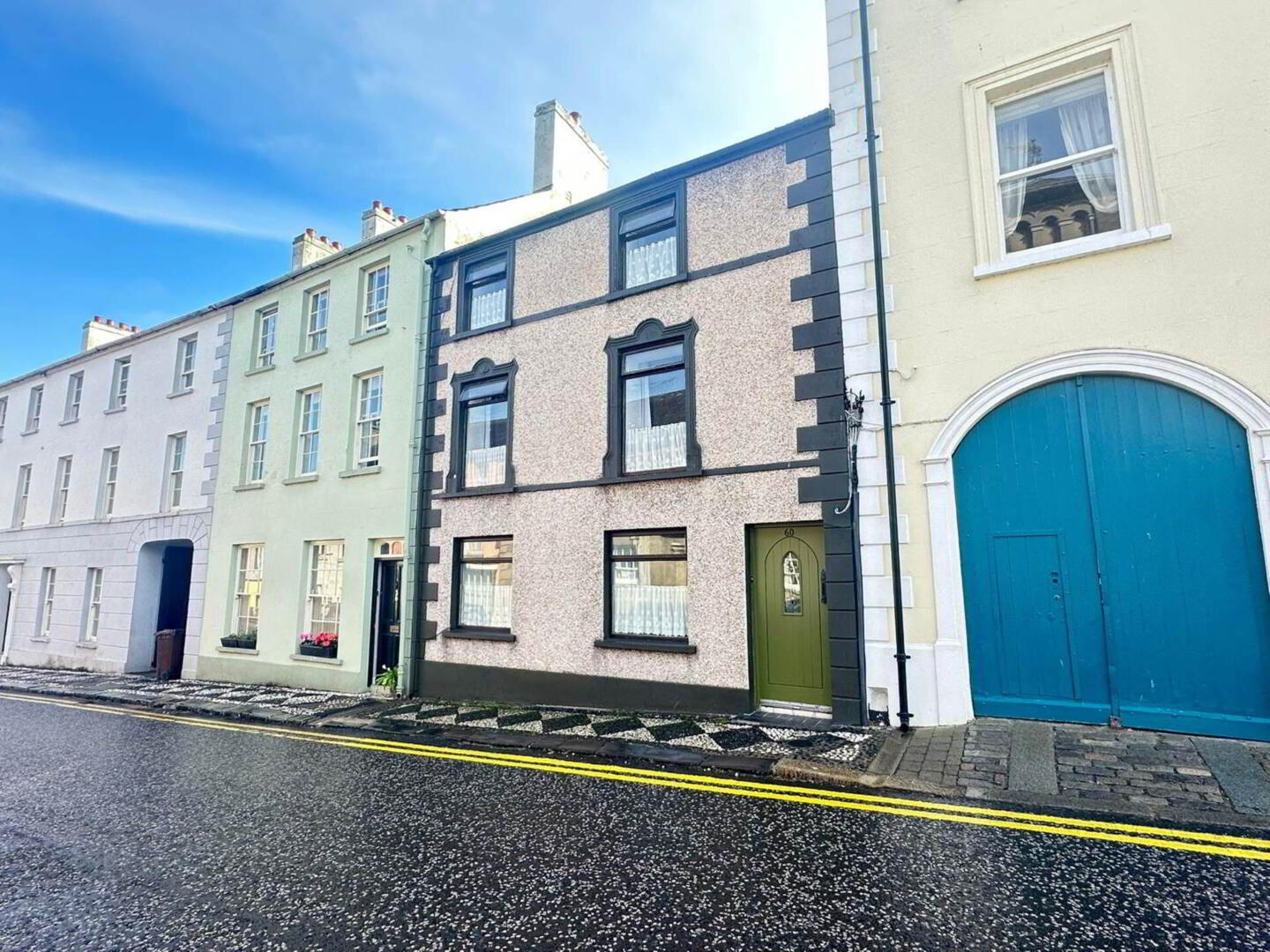 60 Toberwine Street 1 of 17