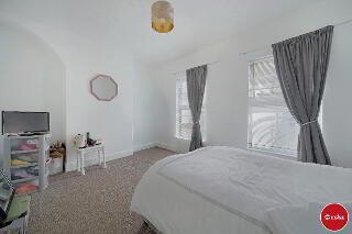 32 Ewing Street 9 of 14