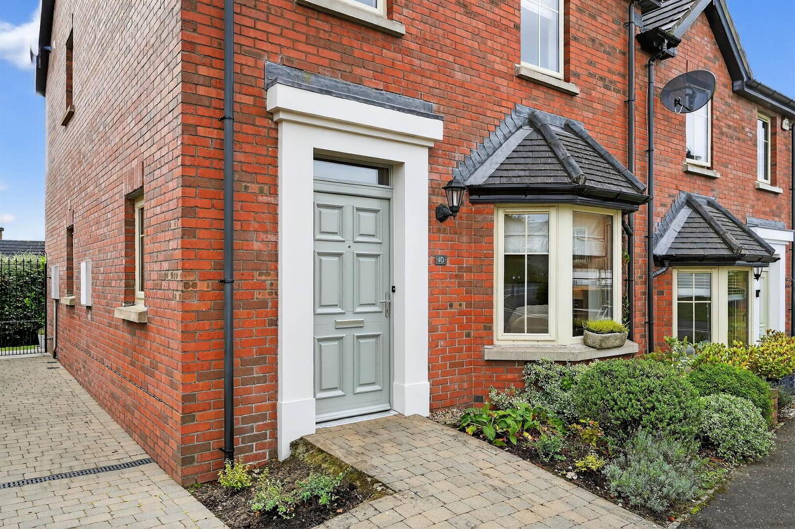 property description image