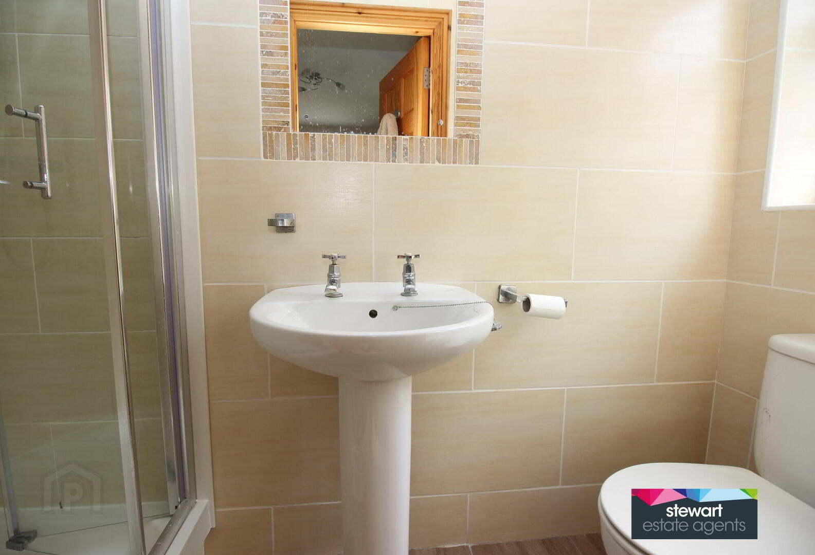 27 Glebe Park 13 of 18