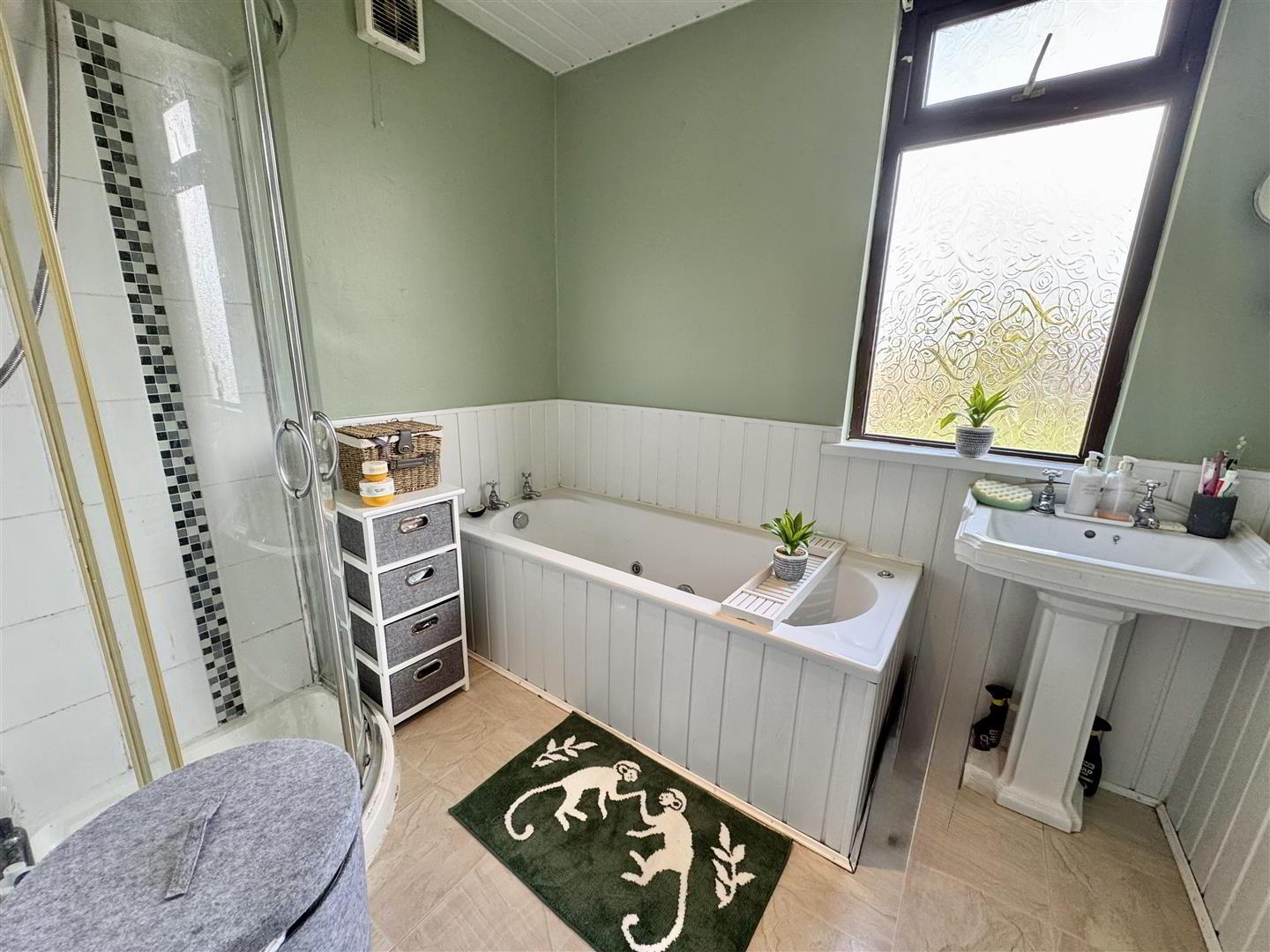 223 Cliftonville Road 13 of 18