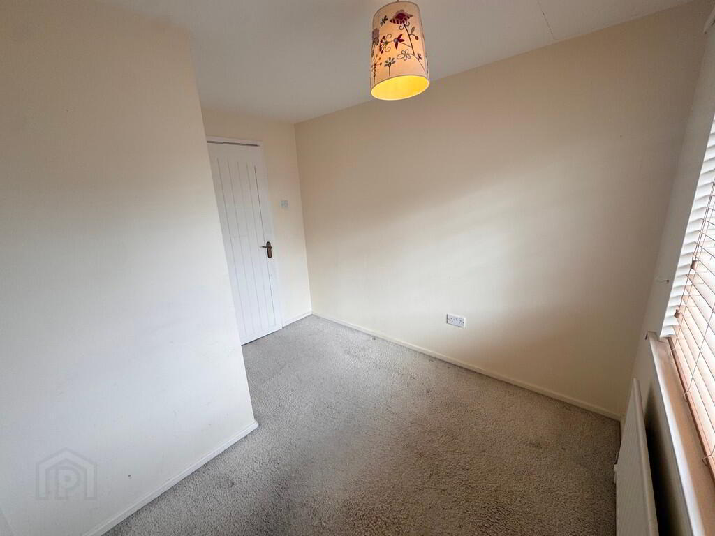 3 Chippendale Gardens 17 of 18