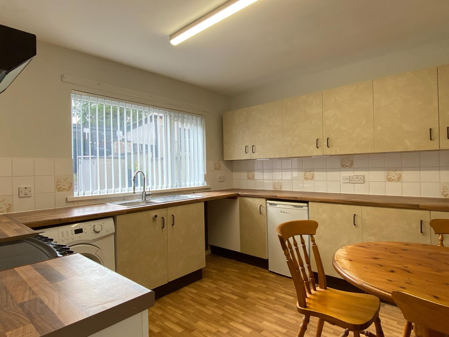 12 Hillhall Park 4 of 13