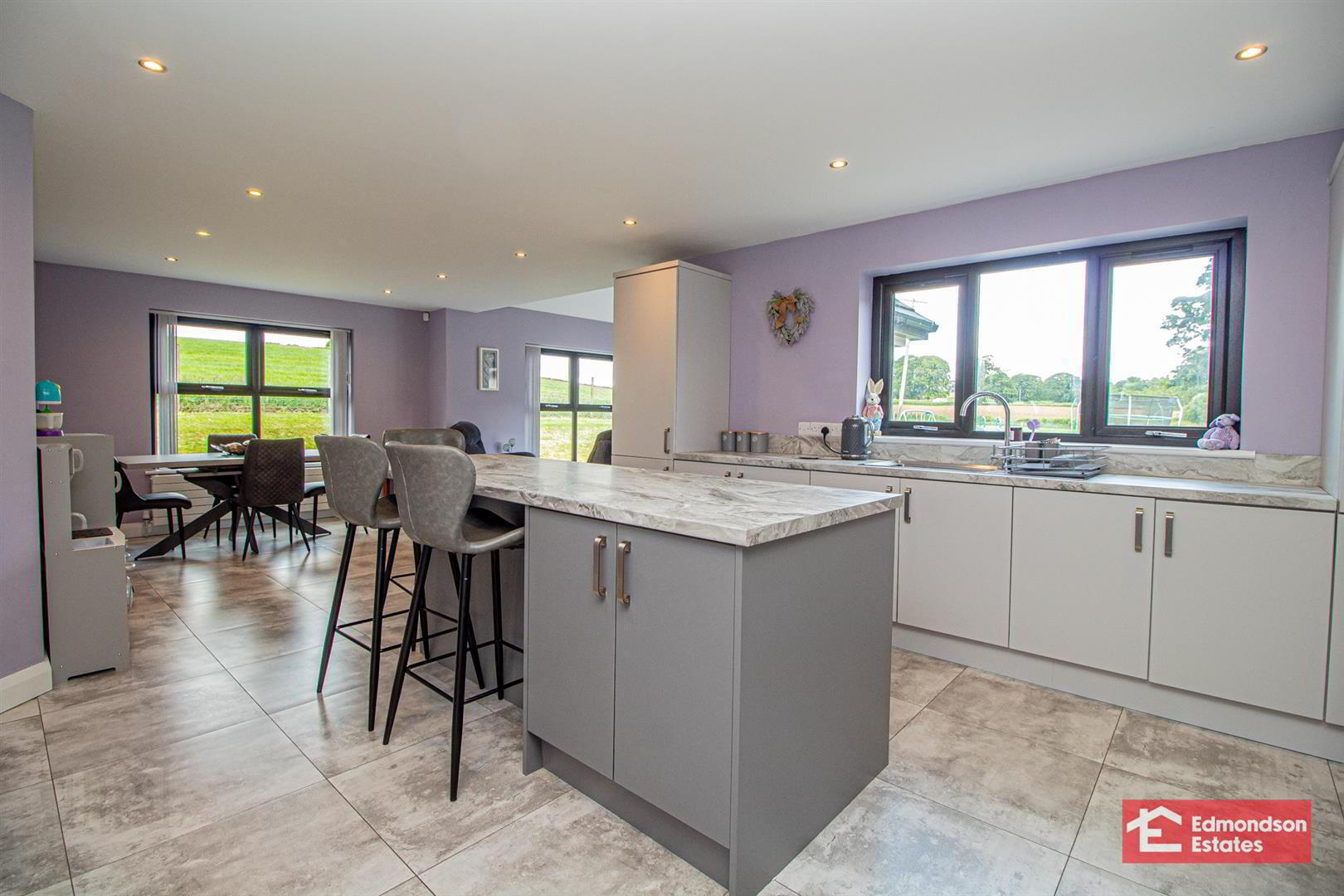 1 Parkfield Road 6 of 38
