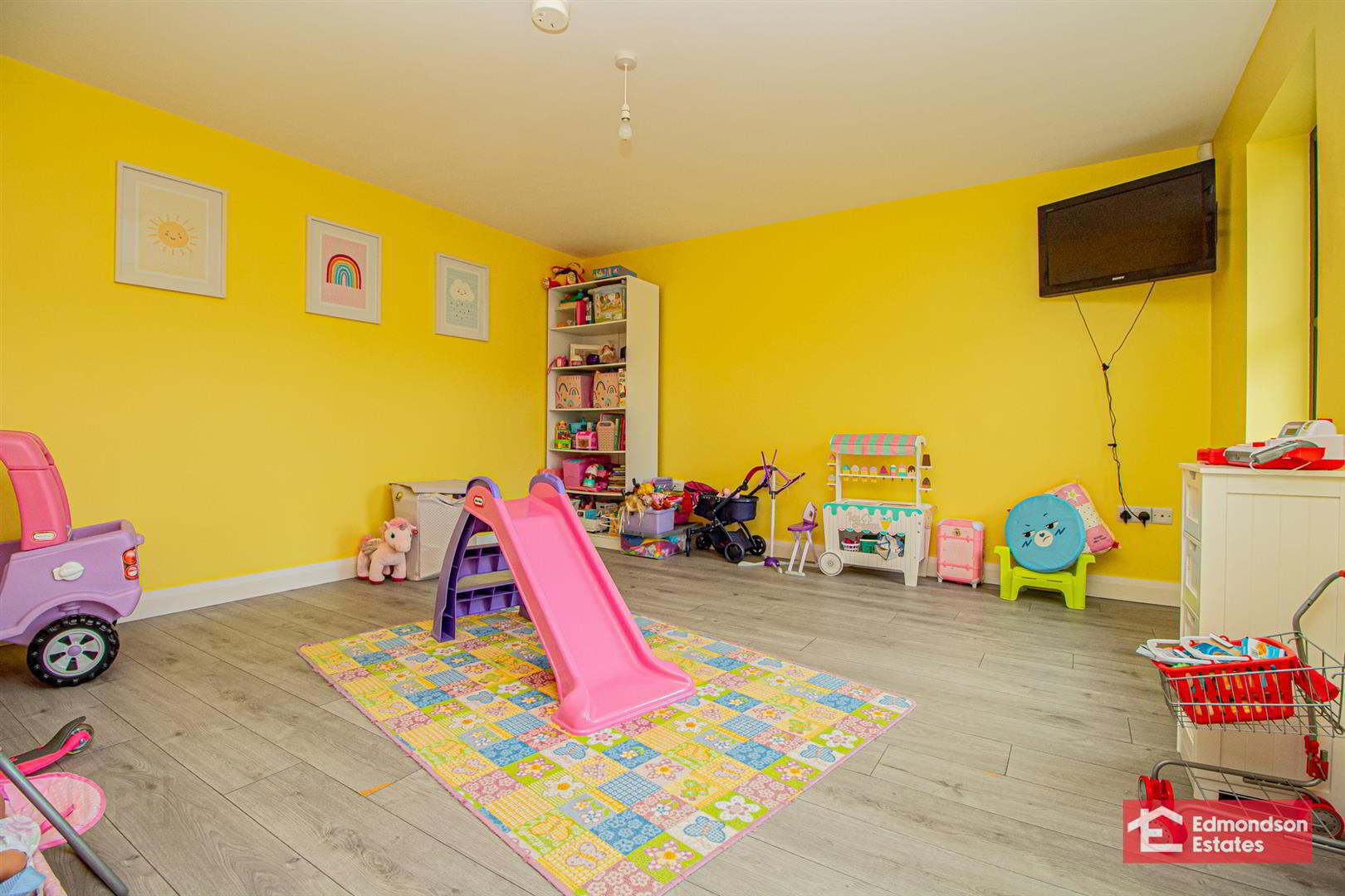 1 Parkfield Road 19 of 38