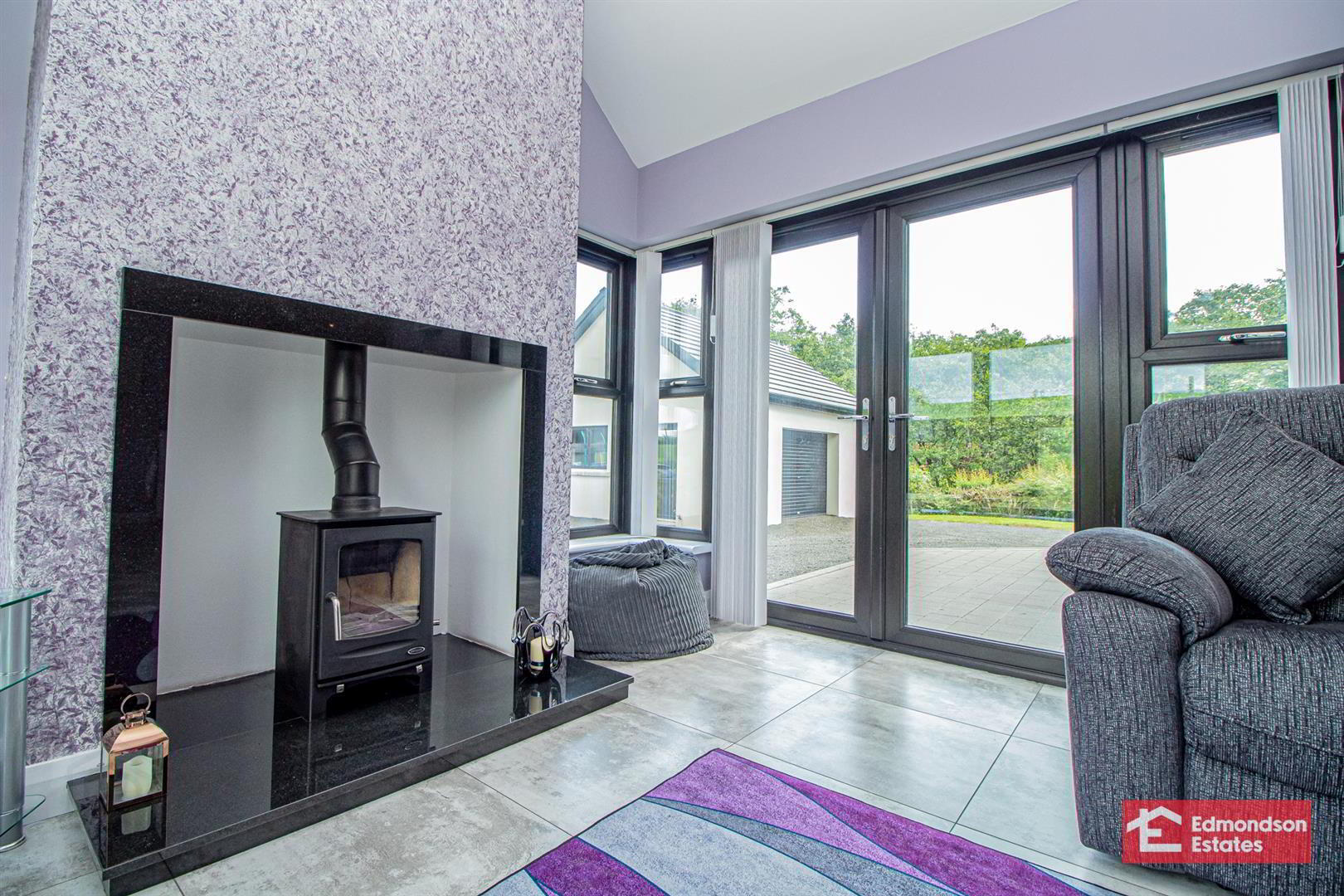 1 Parkfield Road 14 of 38
