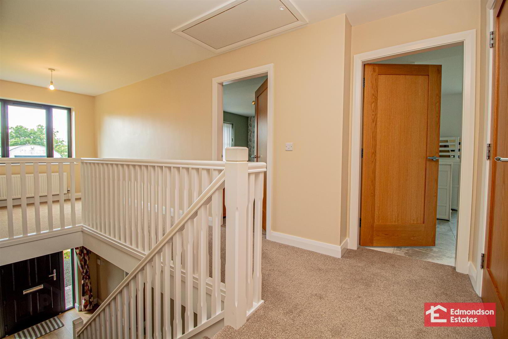 1 Parkfield Road 21 of 38