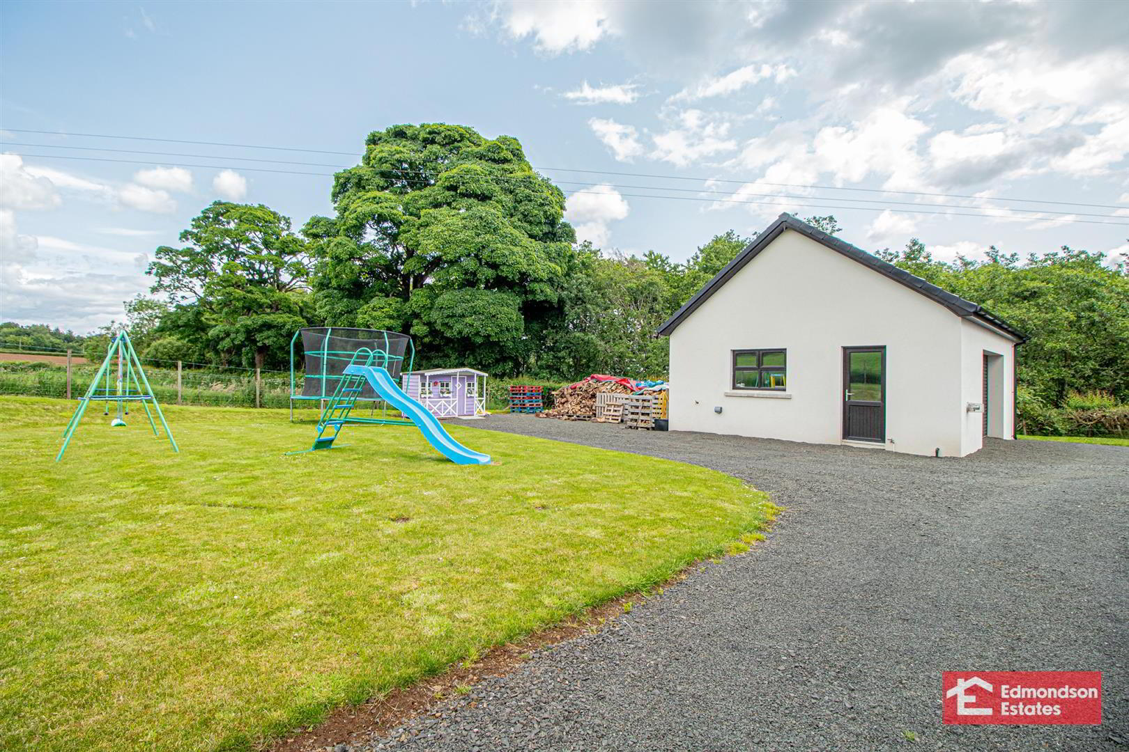 1 Parkfield Road 36 of 38