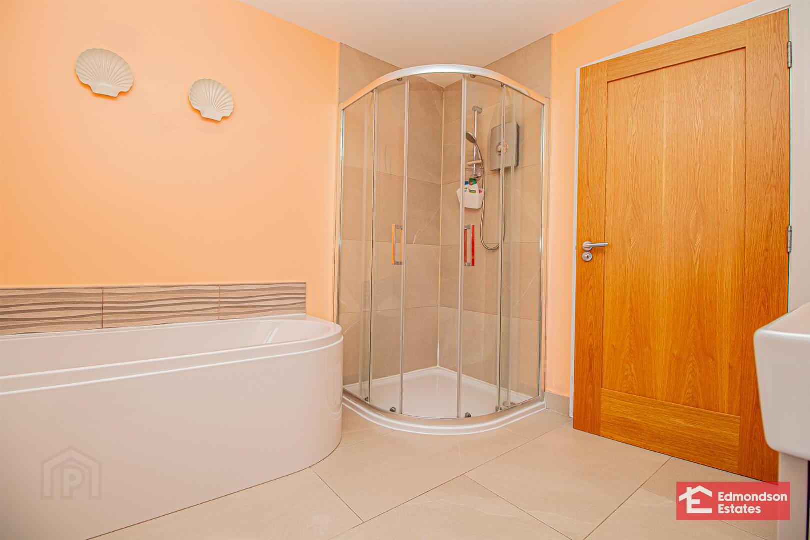1 Parkfield Road 31 of 38