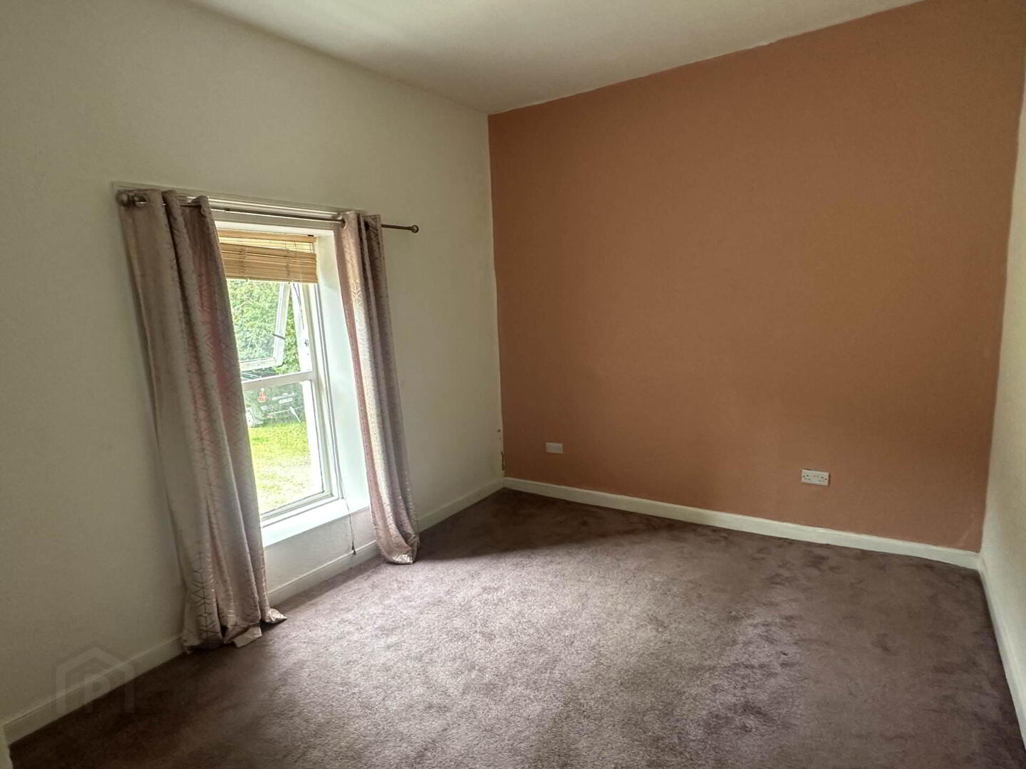 The Grove, Drumskellan 16 of 39