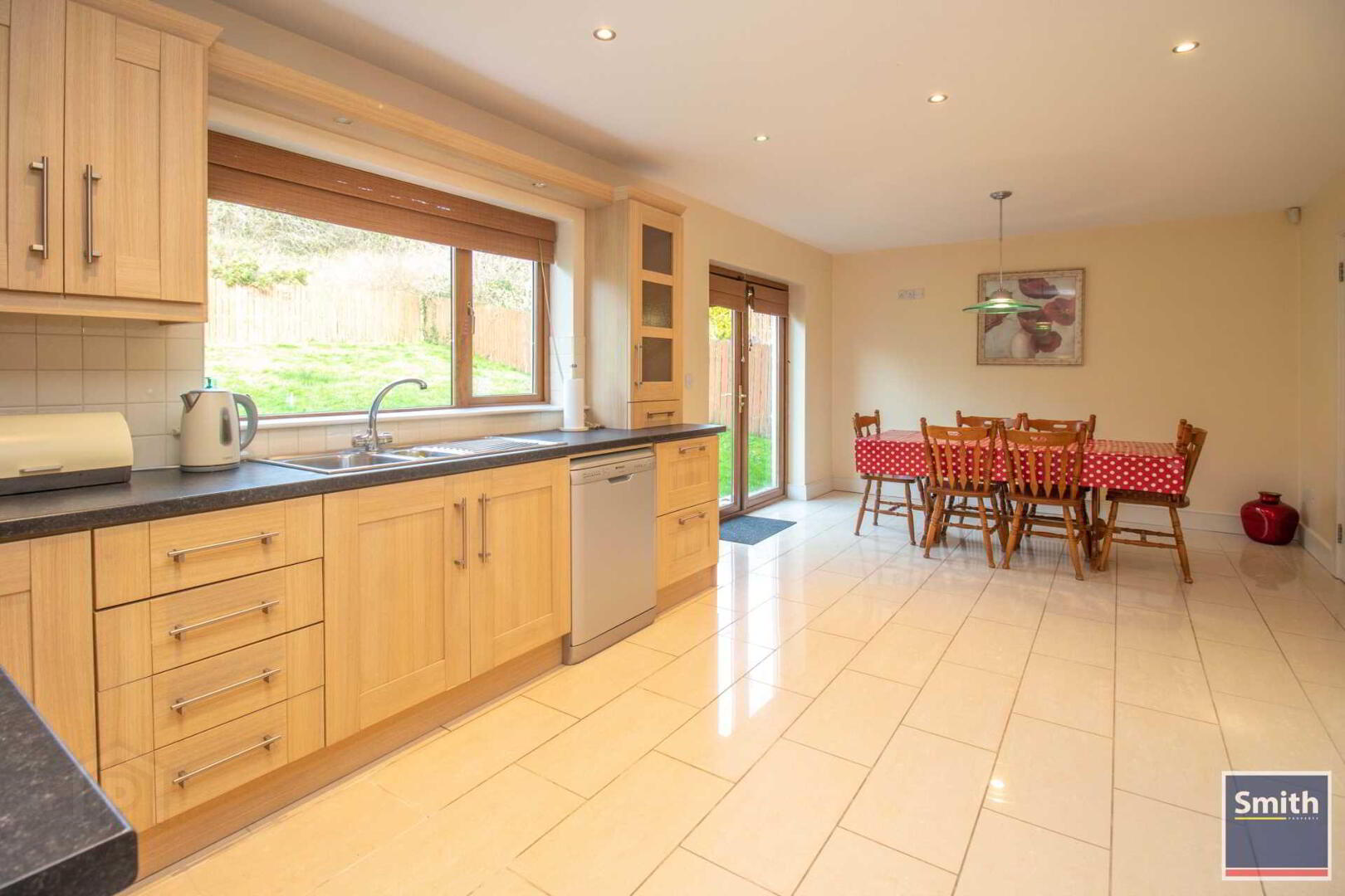 7 Ashbrooke Manor 6 of 18