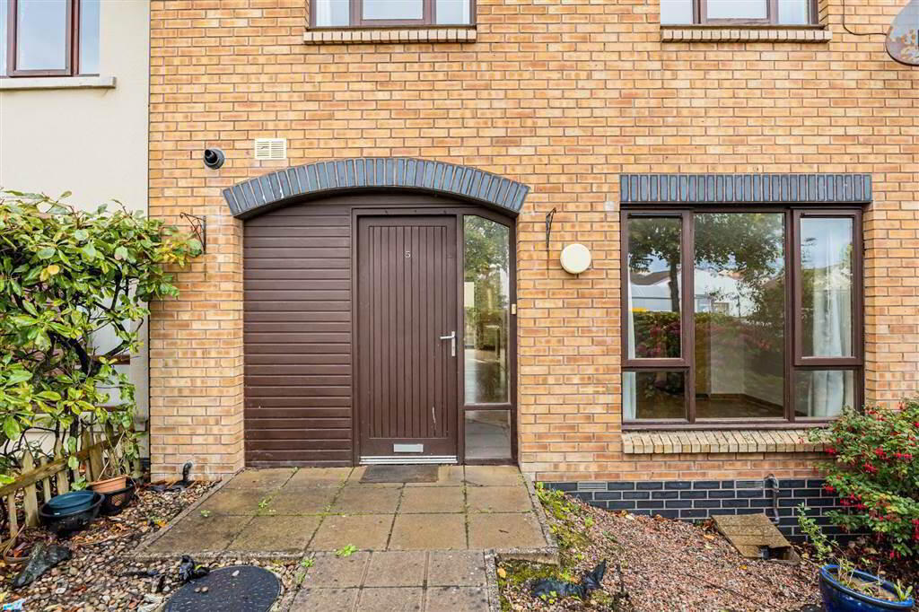 5 Shaftesbury Road 2 of 24