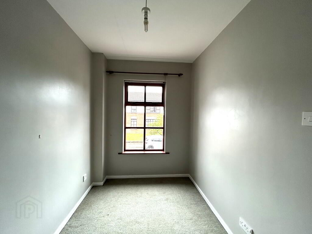 Apt 18 Kensington Gate, 8 Kensington Road 7 of 9