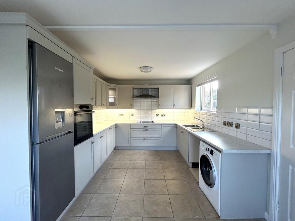 106 Victoria Road 3 of 10