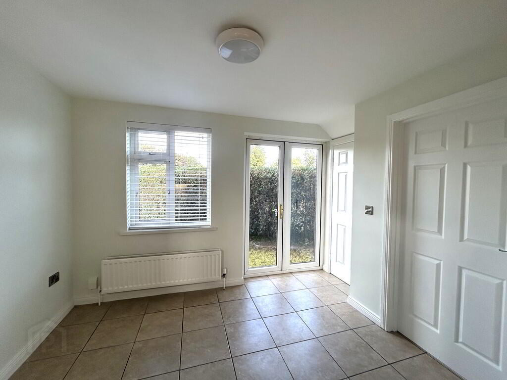 106 Victoria Road 4 of 10