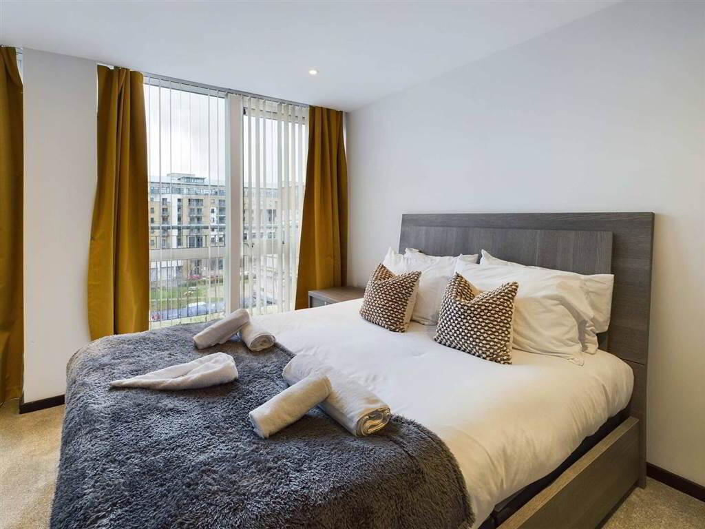 No, 18 Shaftesbury Court 1 of 17