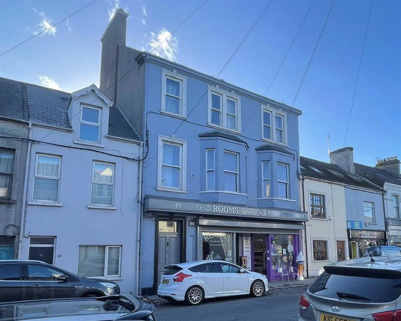 Flat 1, 49 High Street 2 of 11
