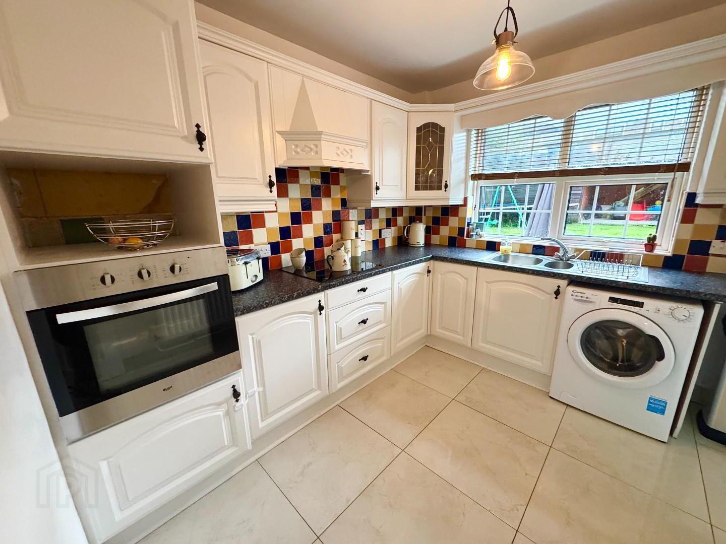 33 Dunmore Gardens 10 of 16