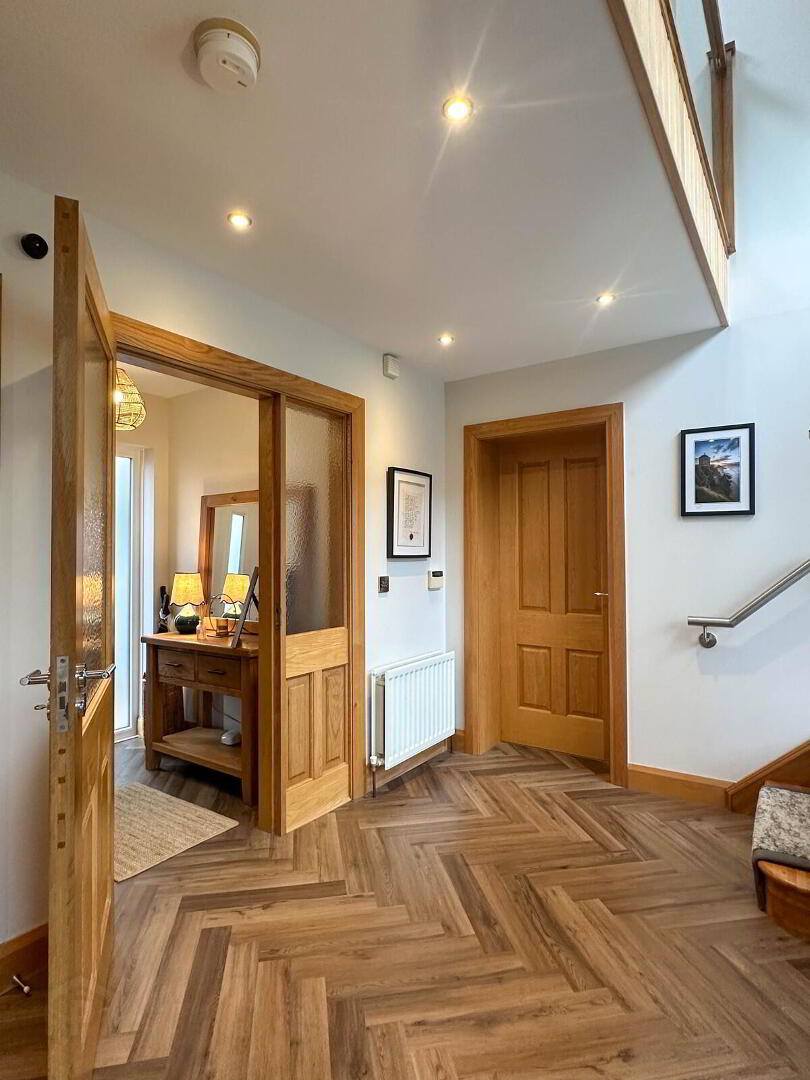 100b Lodge Road 4 of 69