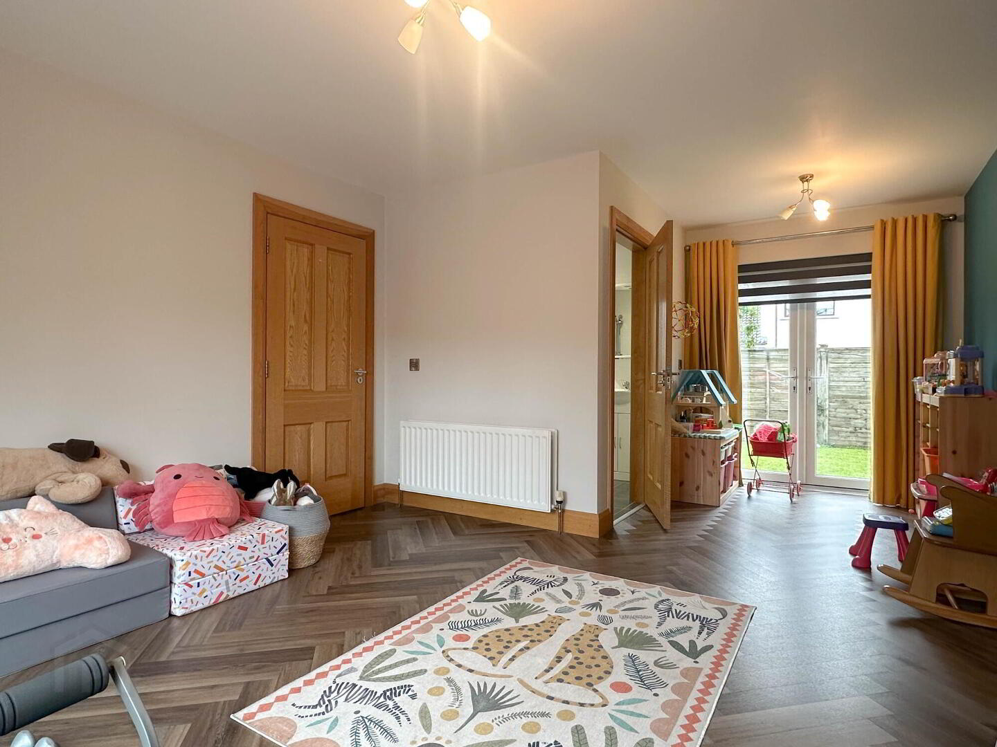 100b Lodge Road 29 of 69
