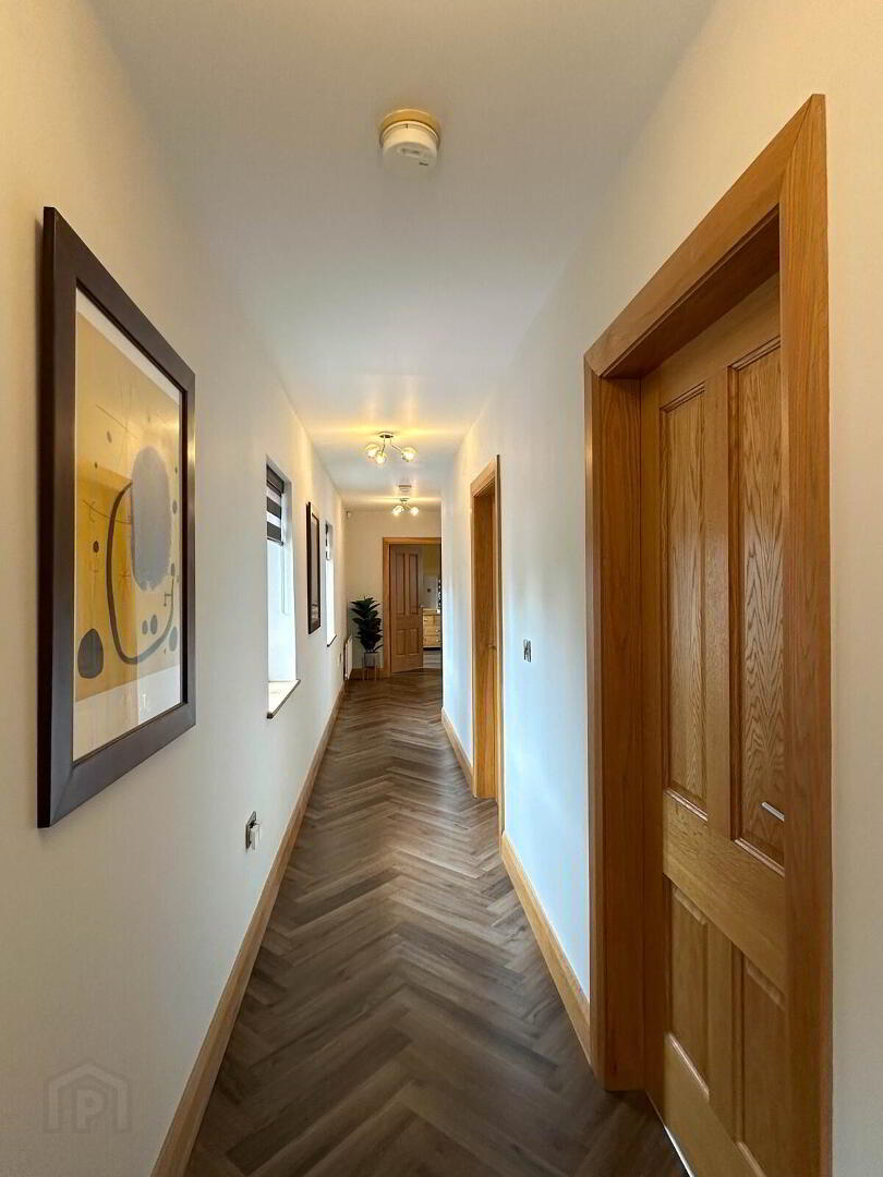 100b Lodge Road 35 of 69