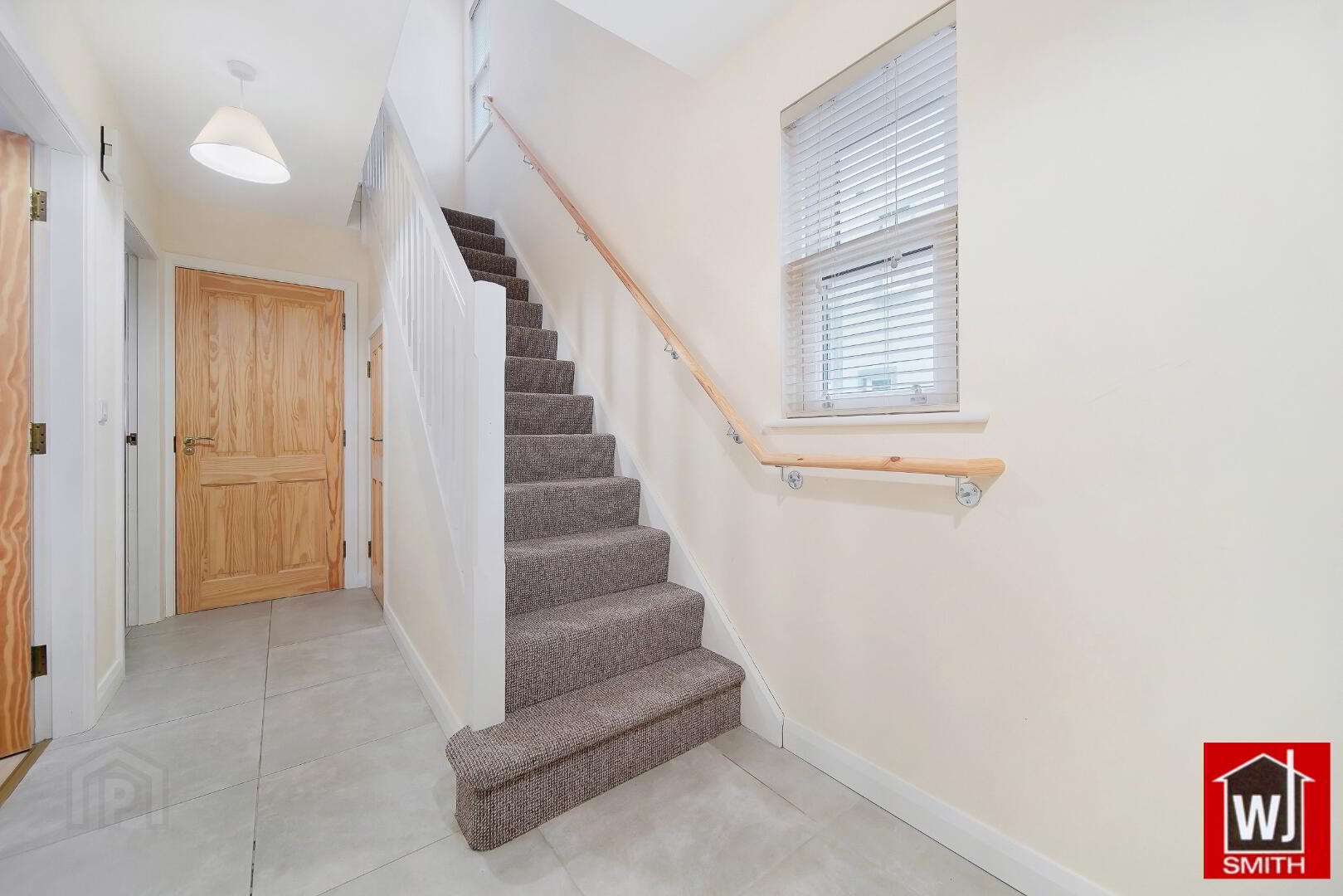 3 Riverview Close 4 of 40