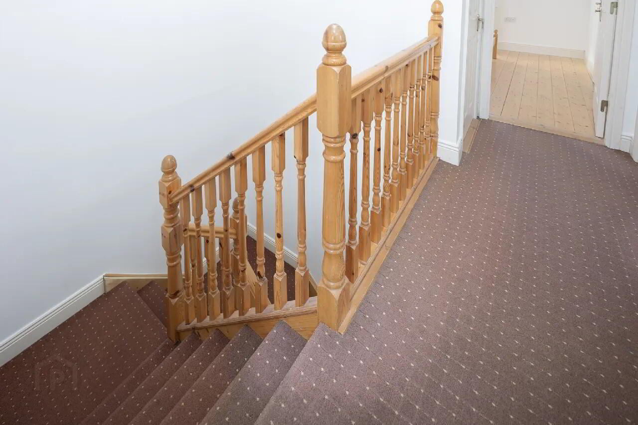 15 Hazel Court 9 of 15