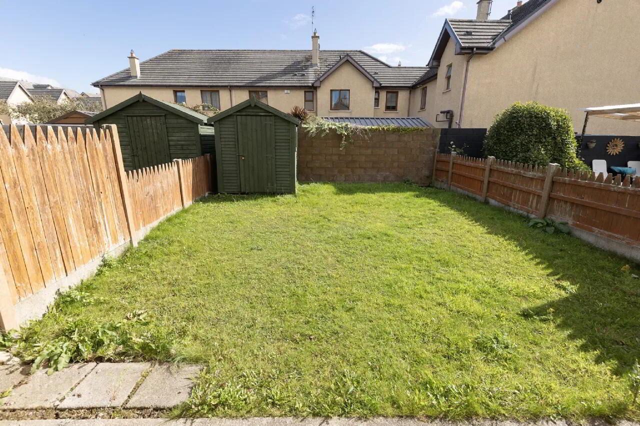 15 Hazel Court 14 of 15
