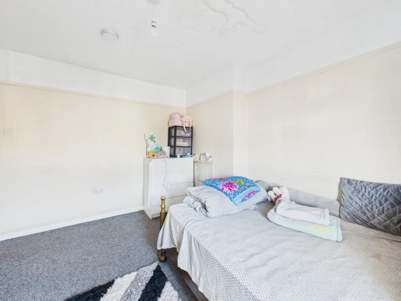 27 O'Reilly Road 13 of 18