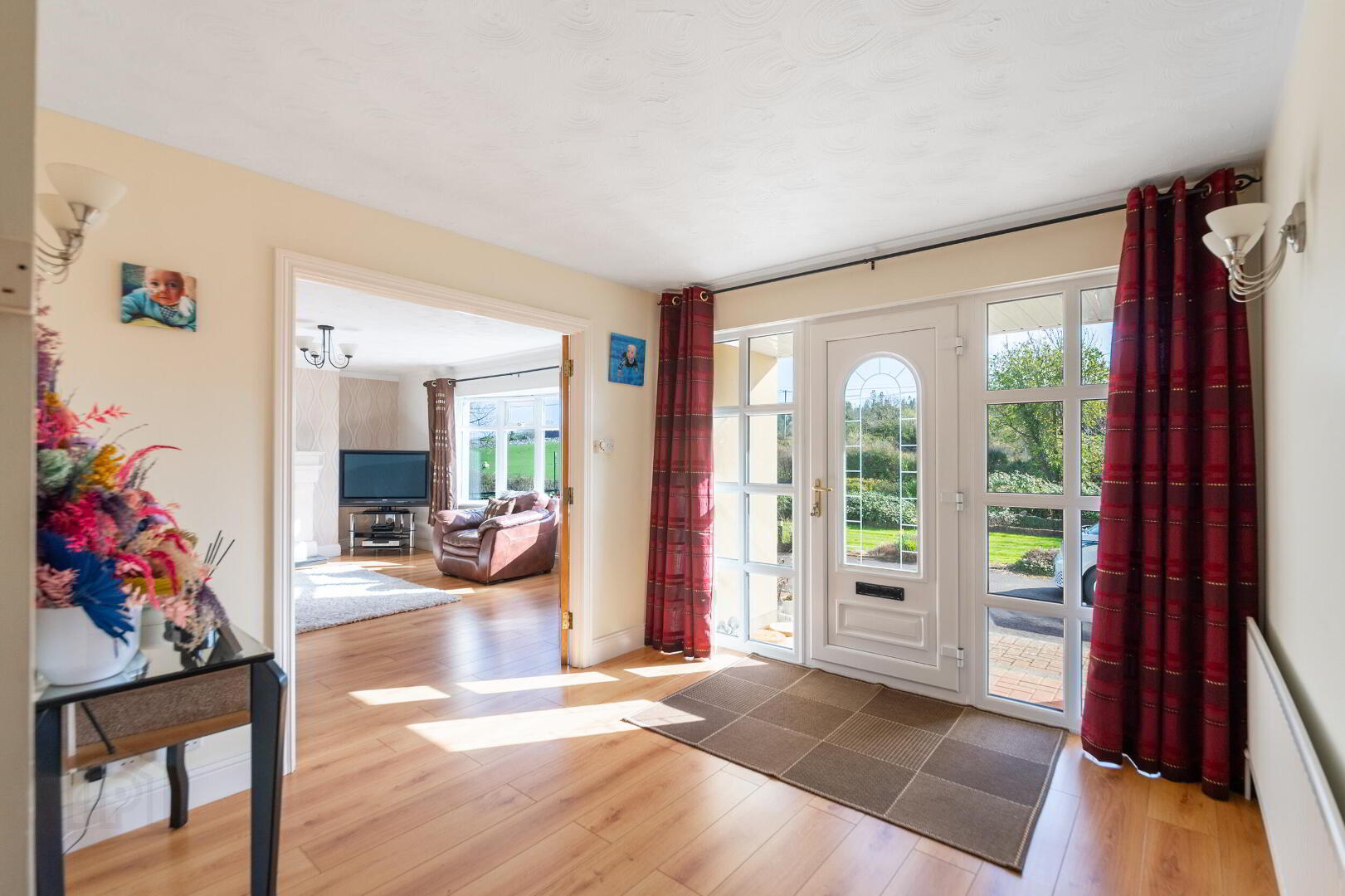 24 Crossgar Road East 5 of 49