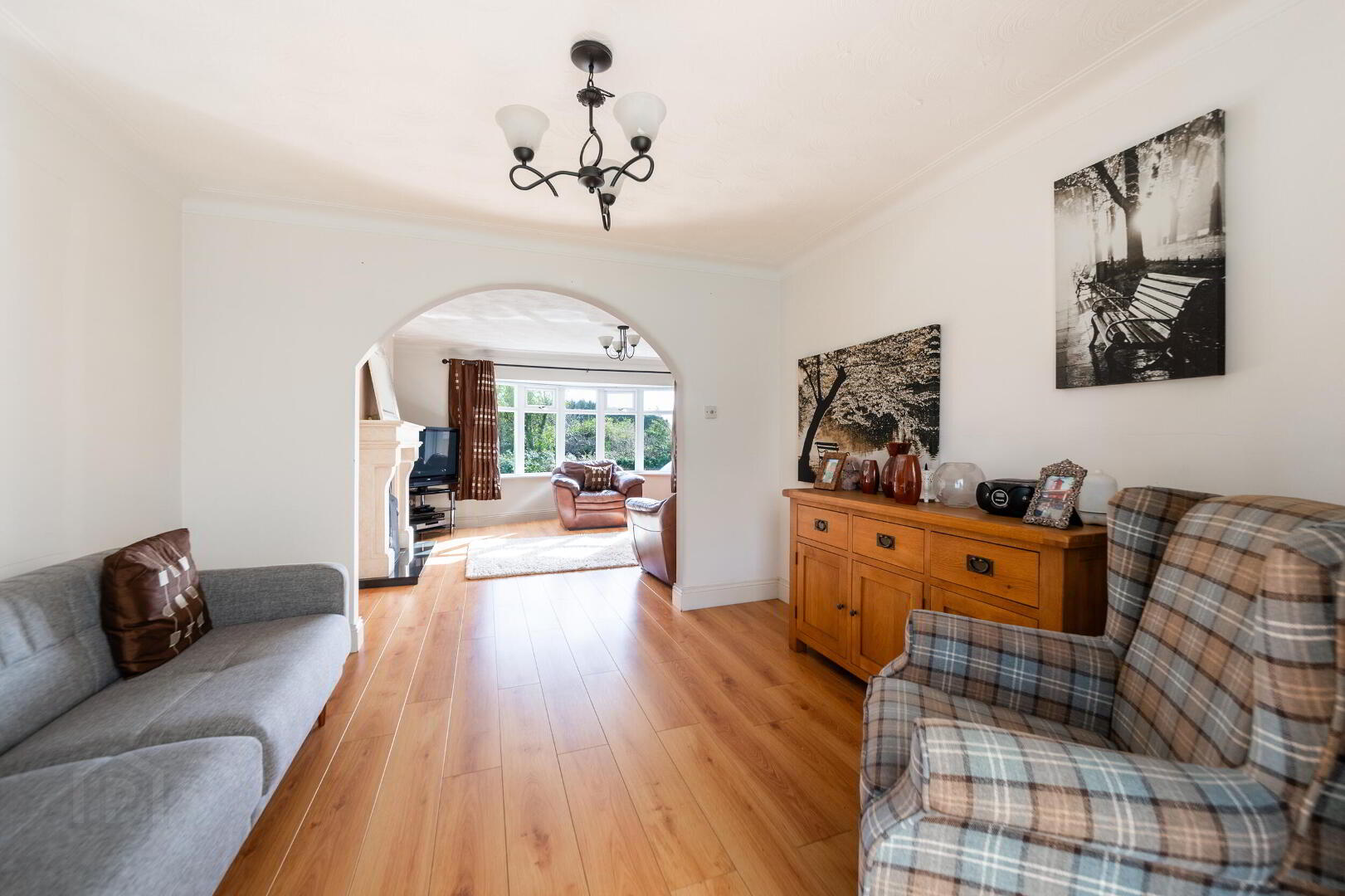 24 Crossgar Road East 11 of 49