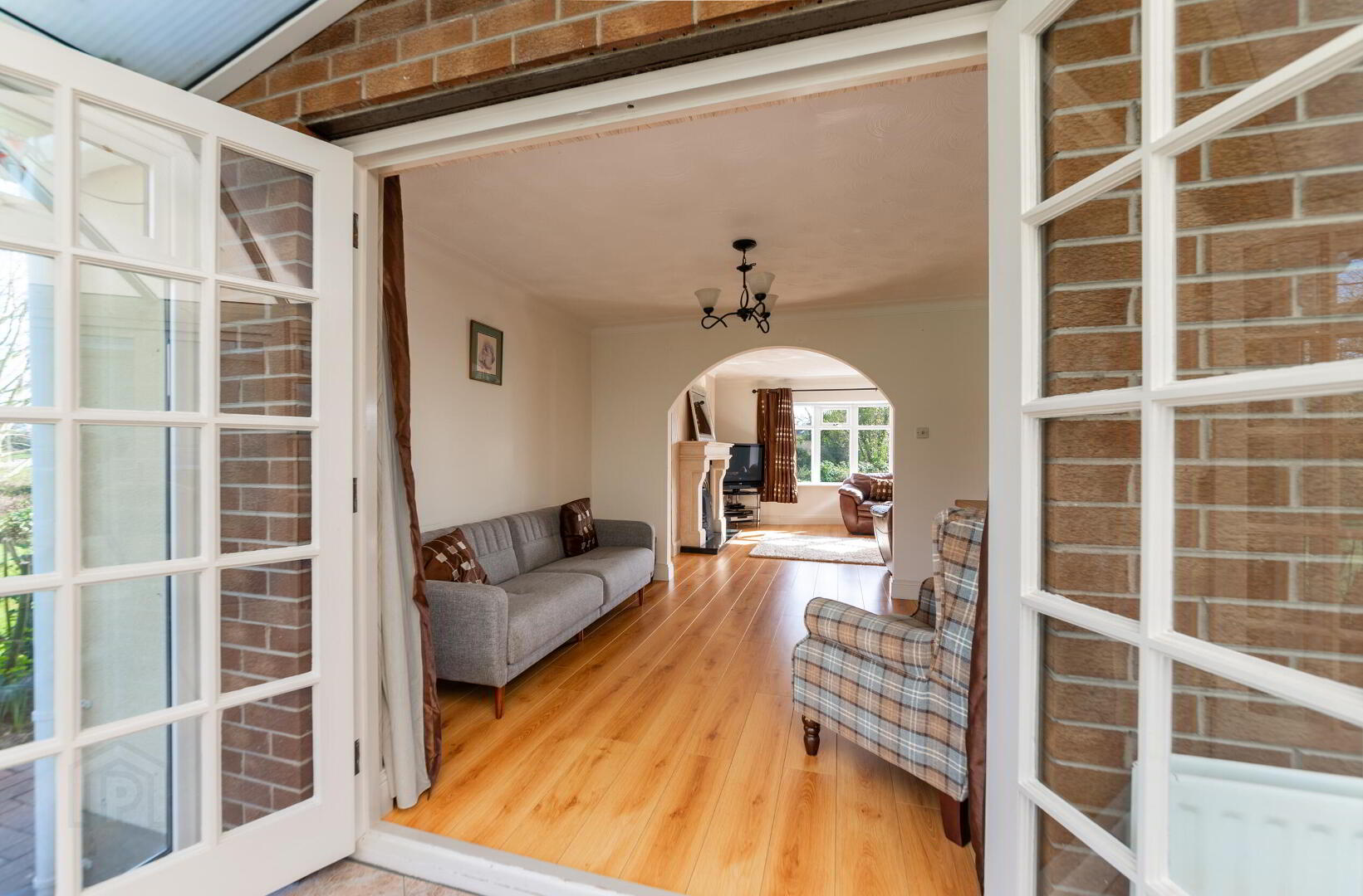 24 Crossgar Road East 15 of 49