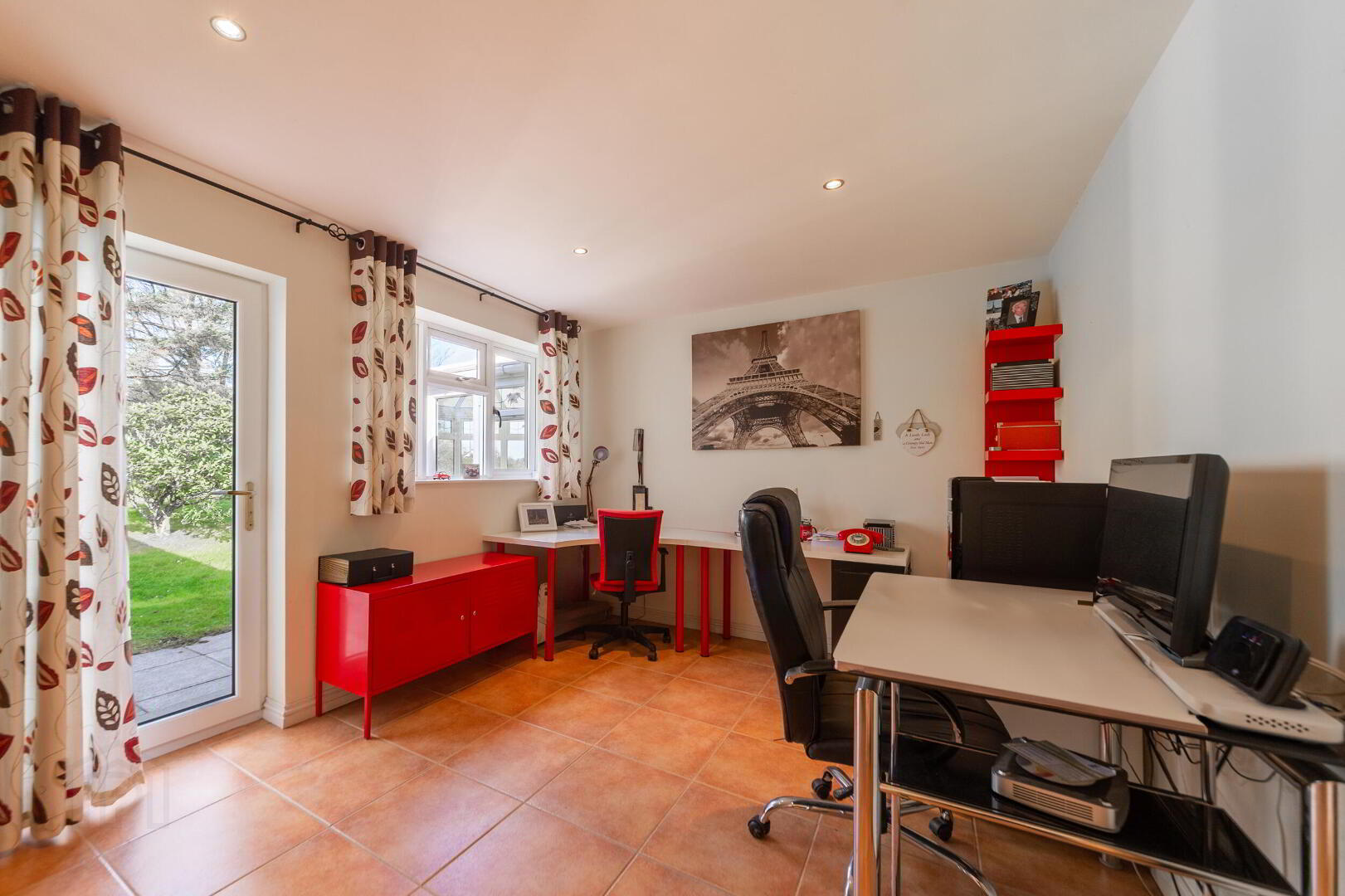 24 Crossgar Road East 17 of 49
