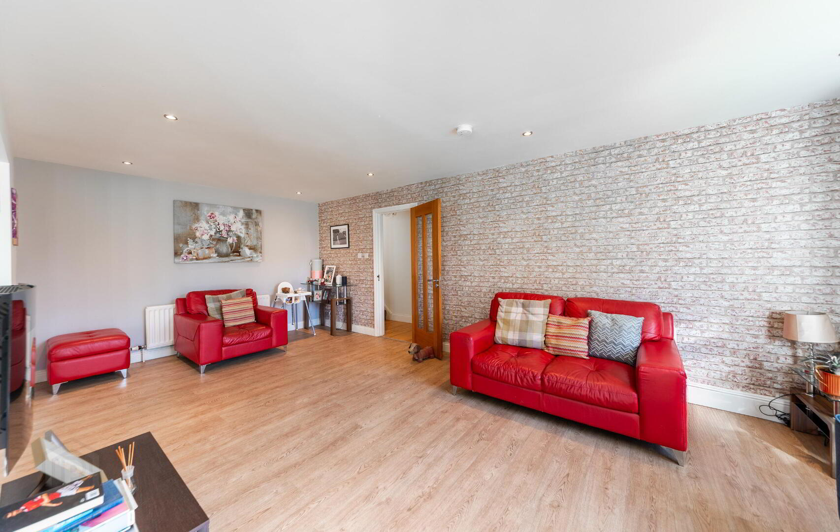 24 Crossgar Road East 21 of 49